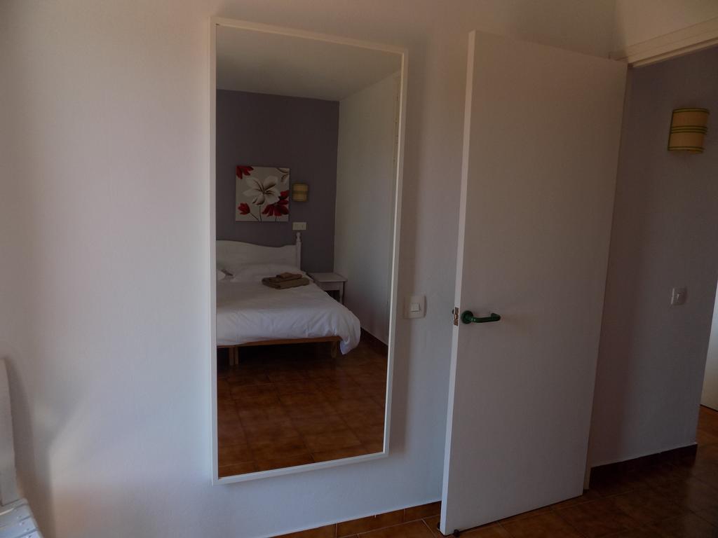 Apartamentos Encanto Del Mar Cala Galdana  Buitenkant foto