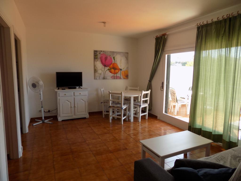 Apartamentos Encanto Del Mar Cala Galdana  Buitenkant foto